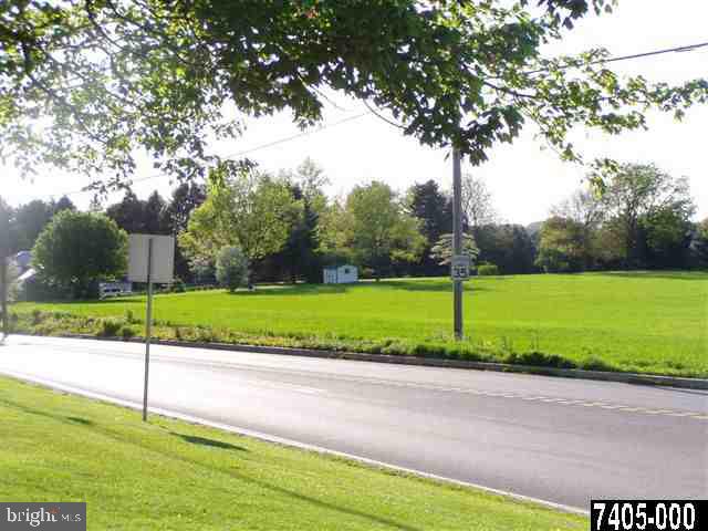 2605 Springwood Road York, PA 17402 - Photo 7 of 14 Gallery Image 7