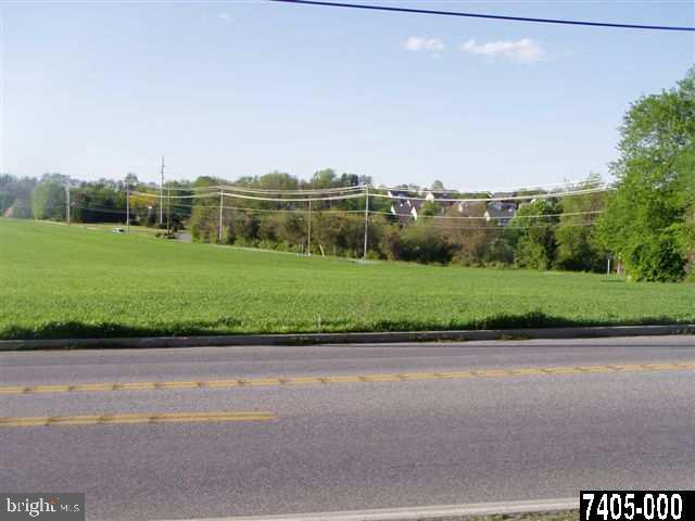 2605 Springwood Road York, PA 17402 - Photo 8 of 14 Gallery Image 8