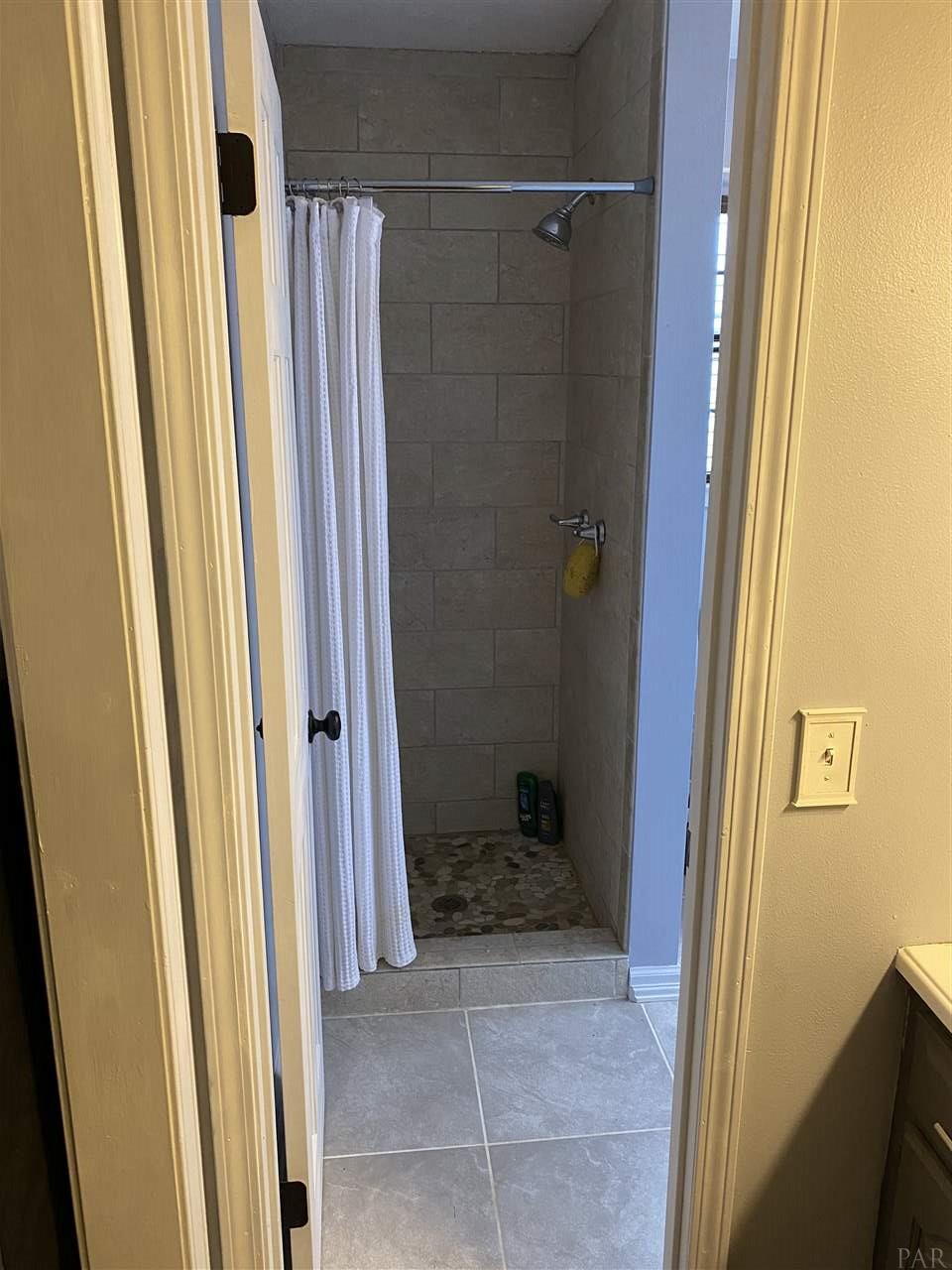 1880 West Kingsfield Road Cantonment, FL 32533 - Photo 8 of 20 Gallery Image 8
