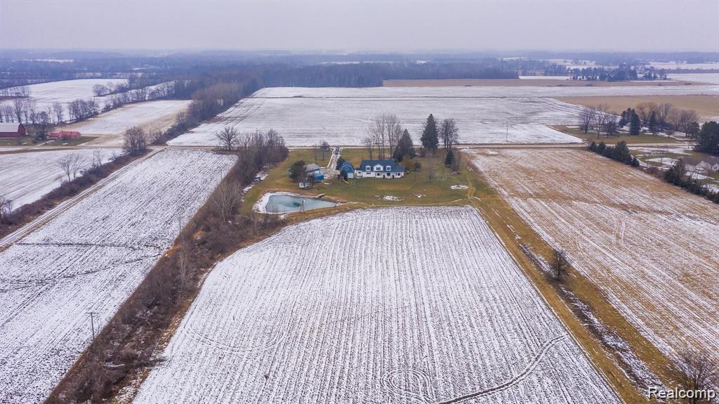 12697 Speaker Road Yale, MI 48097 - Photo 15 of 62