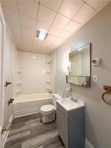 $800 | 219 13th Street, Unit 2, Beaver Falls, PA 15010