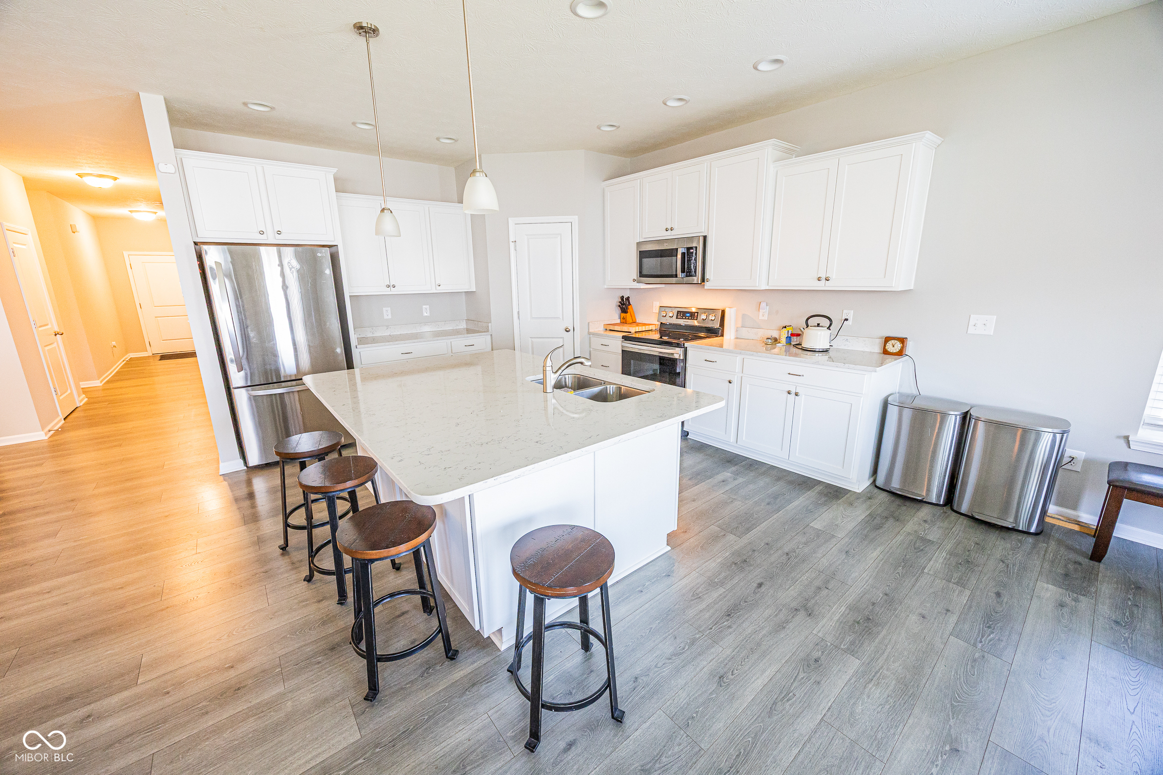 8822 Rowling Way Indianapolis, IN 46239 - Photo 8 of 44