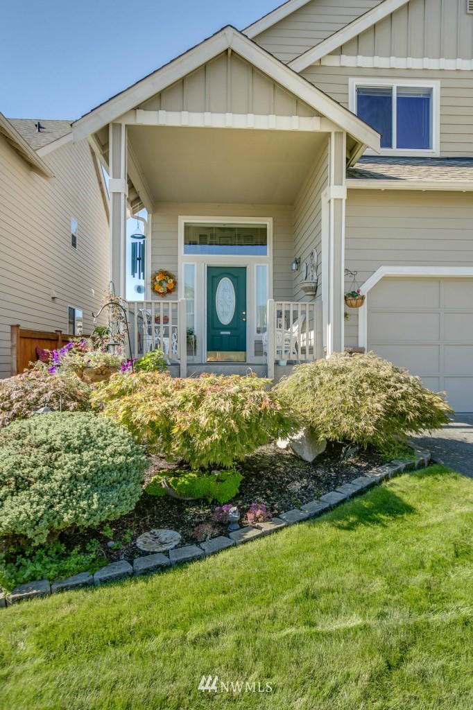 259 Whitman Place Northeast Renton, WA 98059 - Photo 2 of 16