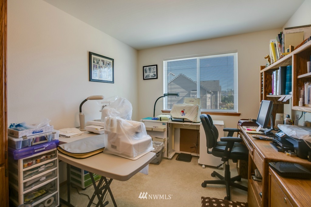 259 Whitman Place Northeast Renton, WA 98059 - Photo 12 of 16