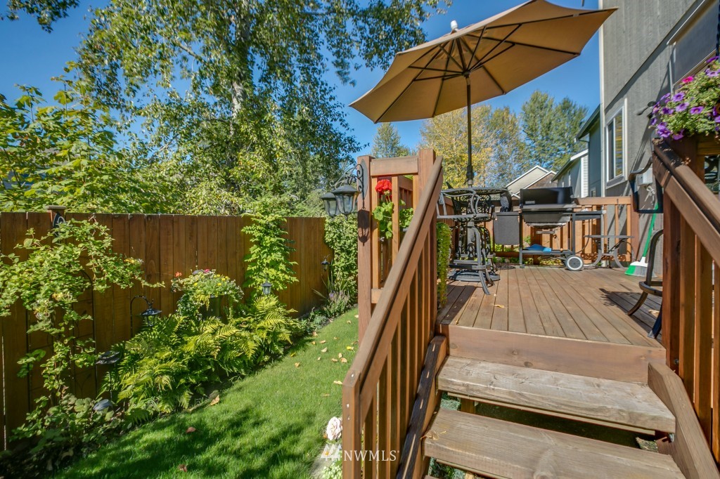 259 Whitman Place Northeast Renton, WA 98059 - Photo 14 of 16