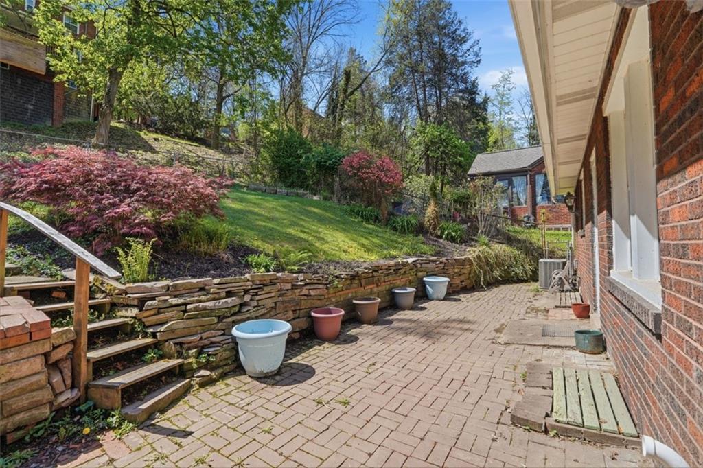 644 Cascade Road Pittsburgh, PA 15221 - Photo 27 of 33