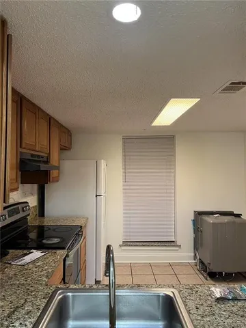 $72,000 | 6200 Riverside Drive, Unit 404, Metairie, LA 70003