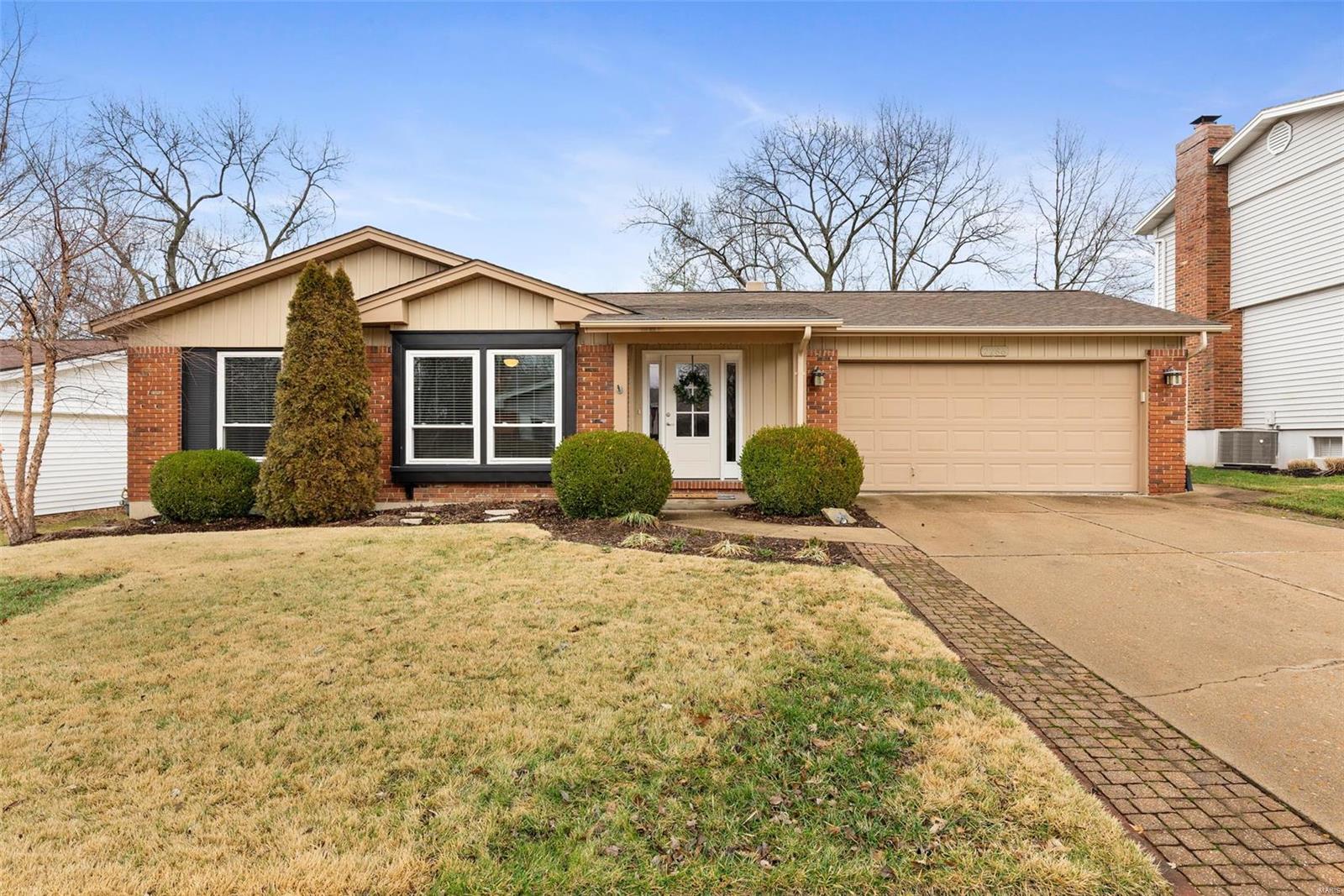 2286 Hill House Road Chesterfield, MO 63017 - Photo 1 of 30 Gallery Image 1