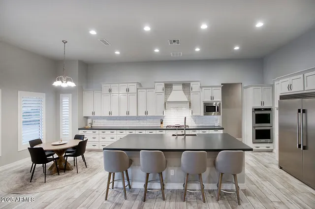 $1,750,000 | 20061 East Cherrywood Court, Queen Creek, AZ 85142