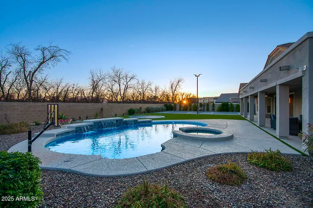 $1,750,000 | 20061 East Cherrywood Court, Queen Creek, AZ 85142