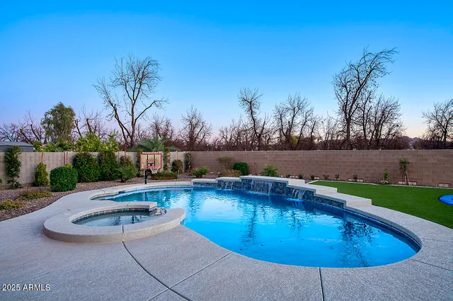 $1,750,000 | 20061 East Cherrywood Court, Queen Creek, AZ 85142