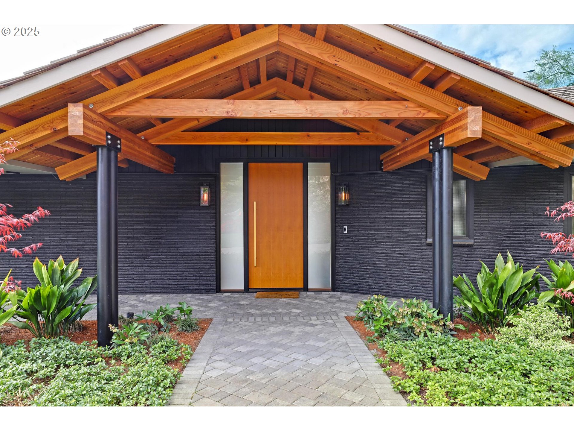 7750 Southwest Montclair Drive Portland, OR 97225 - Photo 2 of 48