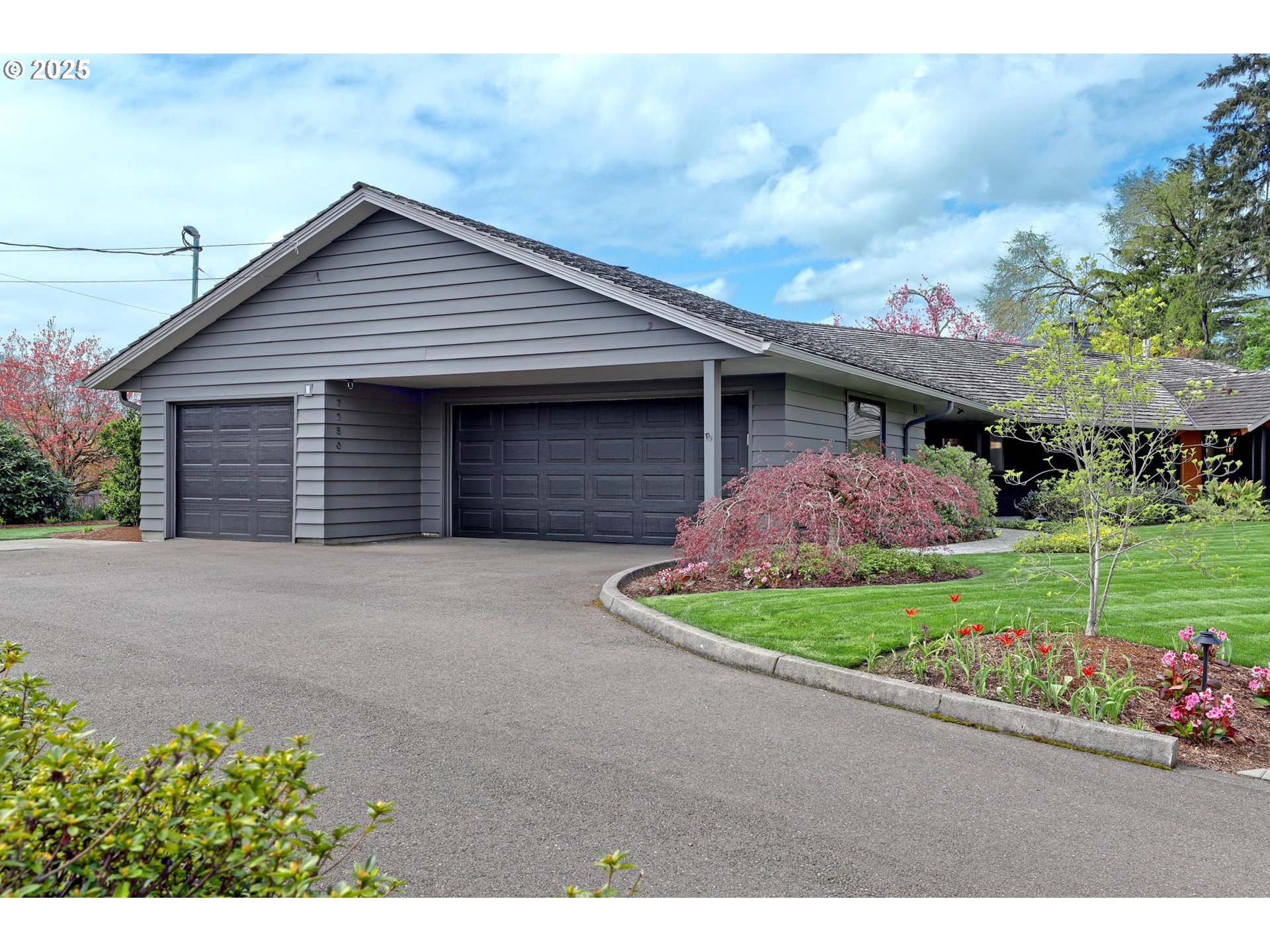 7750 Southwest Montclair Drive Portland, OR 97225 - Photo 35 of 48