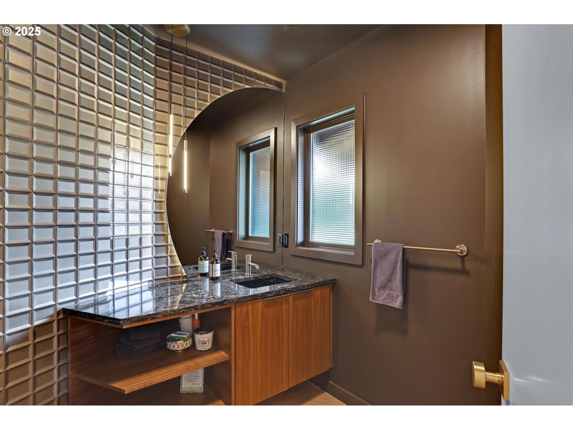 7750 Southwest Montclair Drive Portland, OR 97225 - Photo 38 of 48 Bathroom