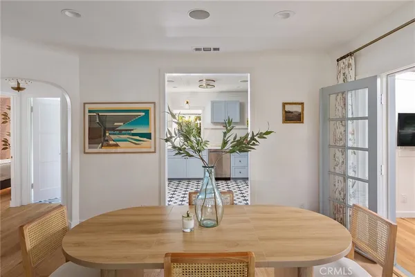 $885,000 | 610 East Marylind Avenue, Claremont, CA 91711