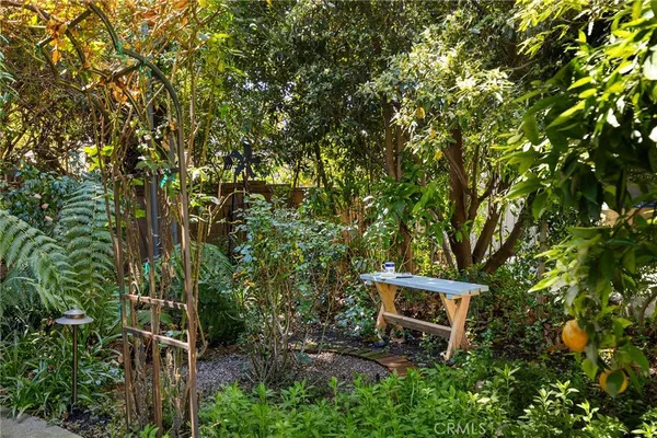 $885,000 | 610 East Marylind Avenue, Claremont, CA 91711