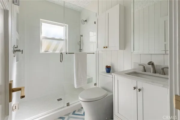 $885,000 | 610 East Marylind Avenue, Claremont, CA 91711