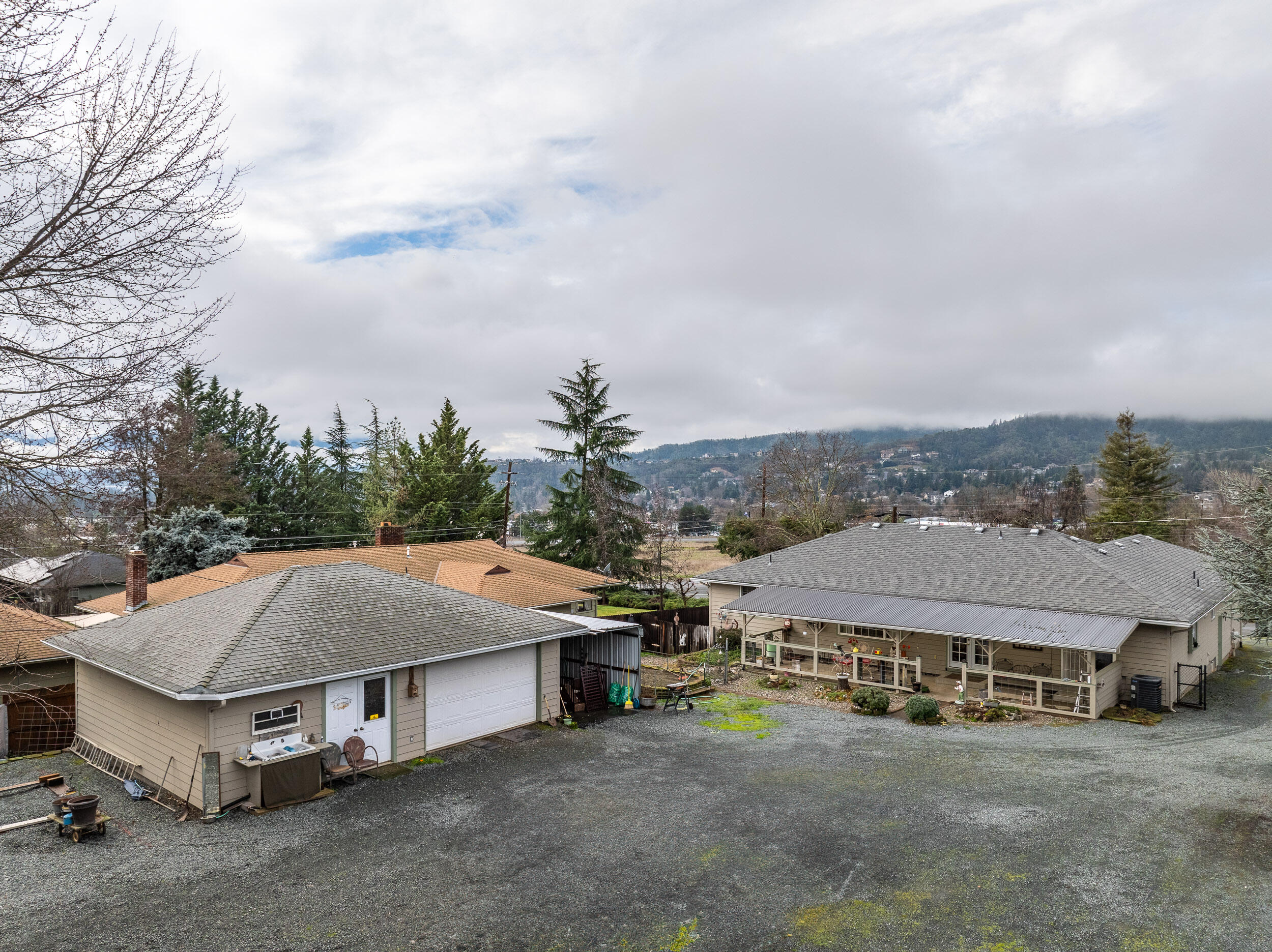 2309 Scoville Road Grants Pass, OR 97526 - Photo 28 of 35 2309NWScovilleRd-043