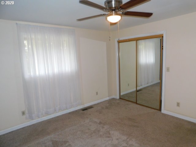 78554 Echols Road Hermiston, OR 97838 - Photo 6 of 25 Gallery Image 6