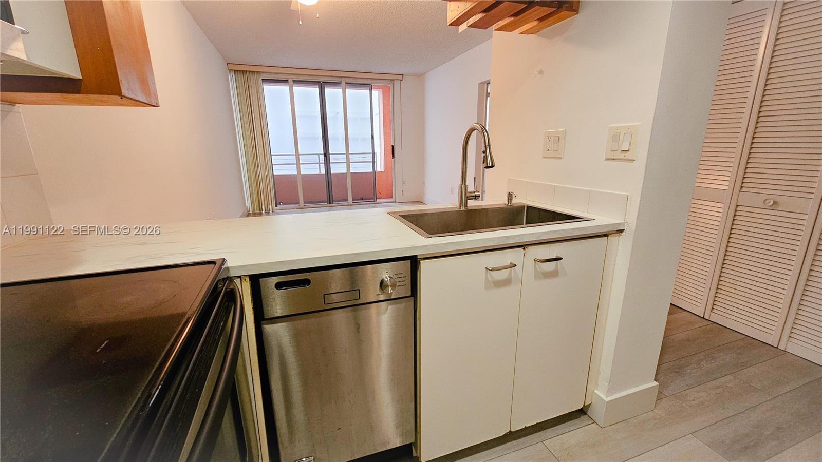 2801 Florida Avenue, Unit 441 Miami, FL 33133 - Photo 11 of 24 a utility room with dryer and washer