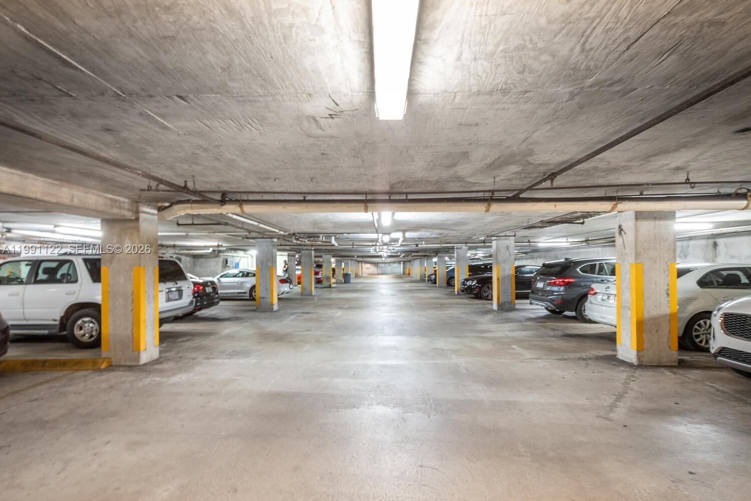 2801 Florida Avenue, Unit 441 Miami, FL 33133 - Photo 23 of 24 a view of parking area