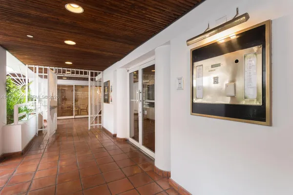 $2,400 | 2801 Florida Avenue, Unit 441, Miami, FL 33133