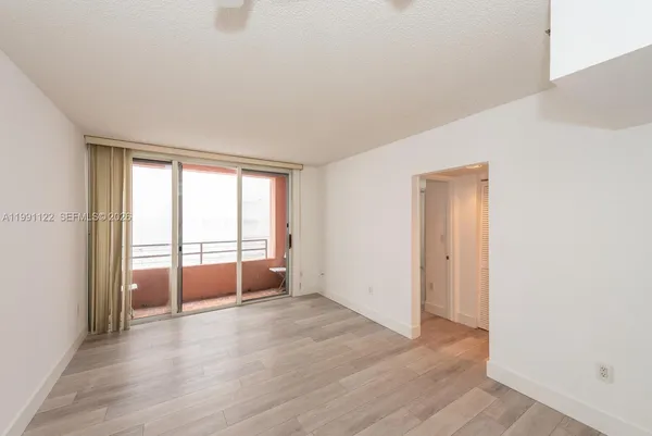 $2,400 | 2801 Florida Avenue, Unit 441, Miami, FL 33133