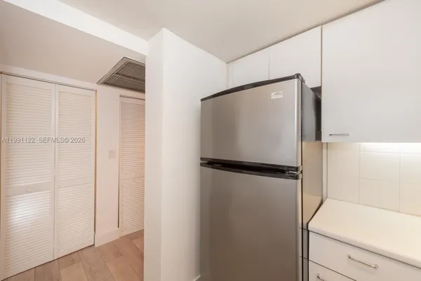 $2,400 | 2801 Florida Avenue, Unit 441, Miami, FL 33133