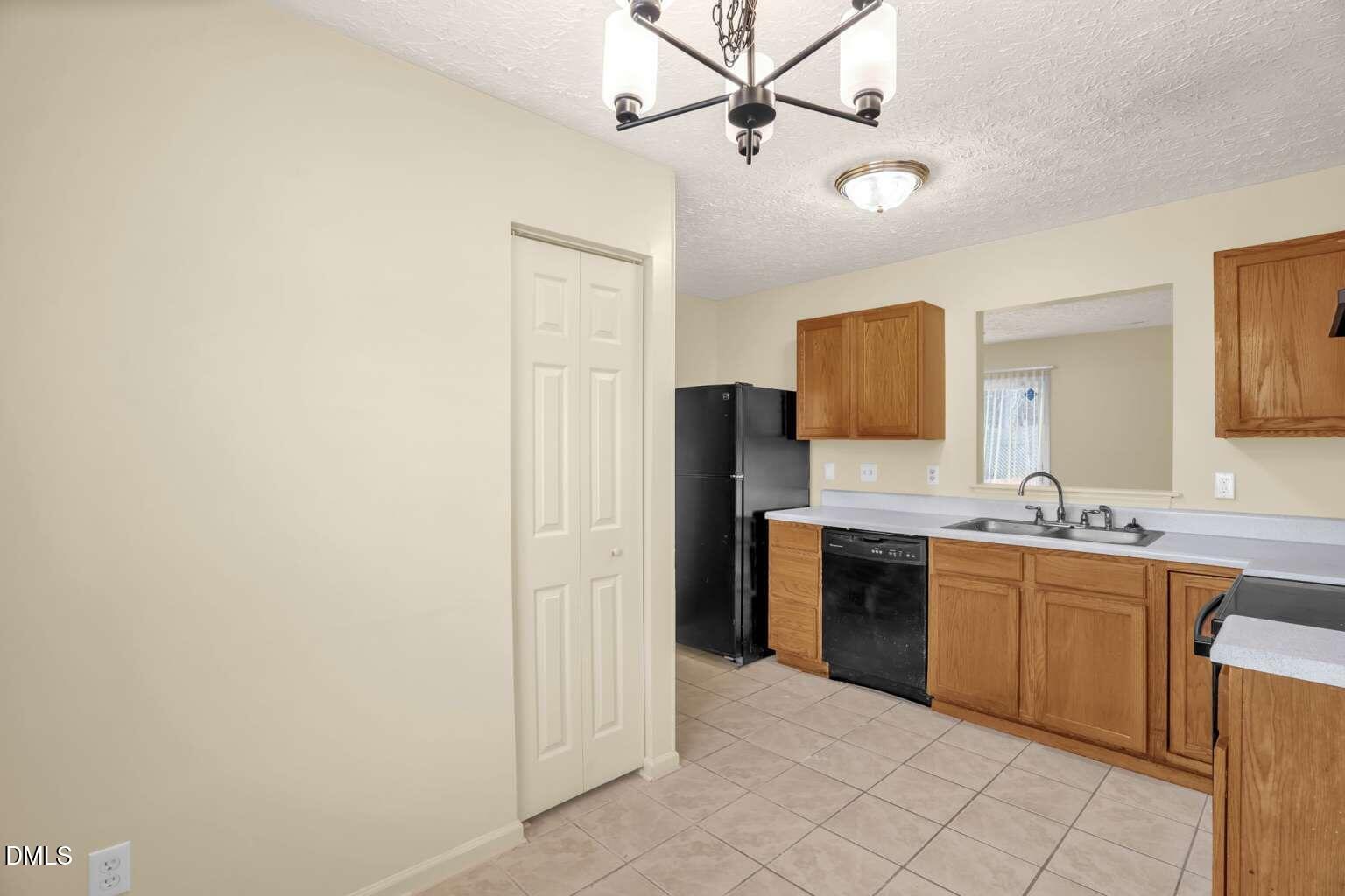 2804 Enka Drive Raleigh, NC 27610 - Photo 12 of 25 Smith.12