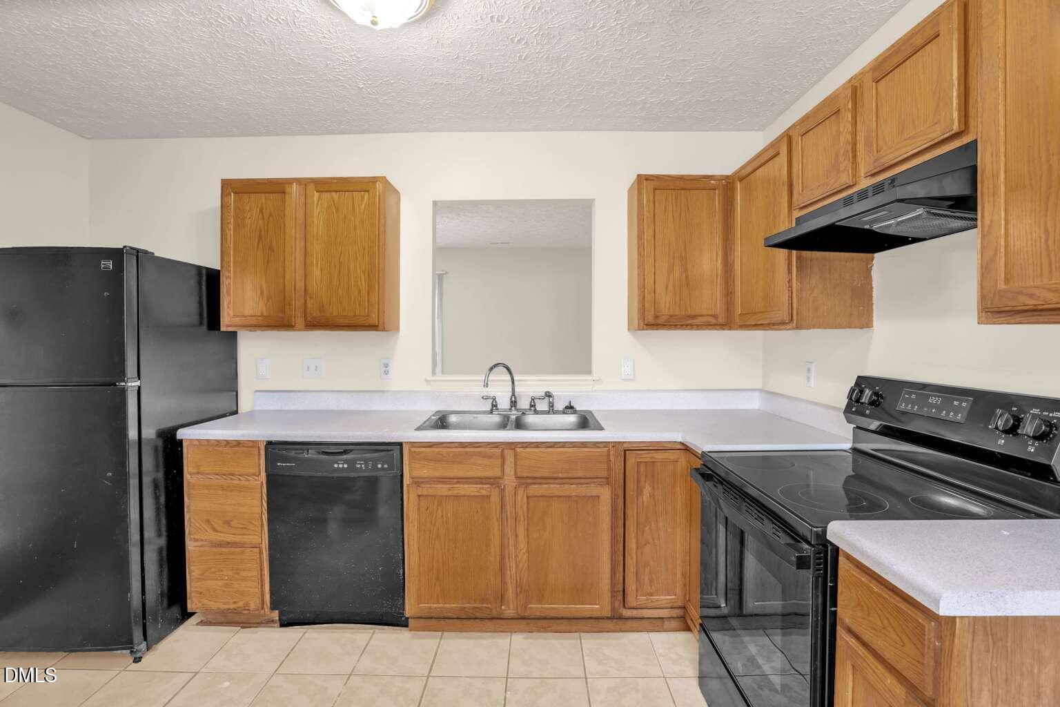 2804 Enka Drive Raleigh, NC 27610 - Photo 9 of 25 Smith.9