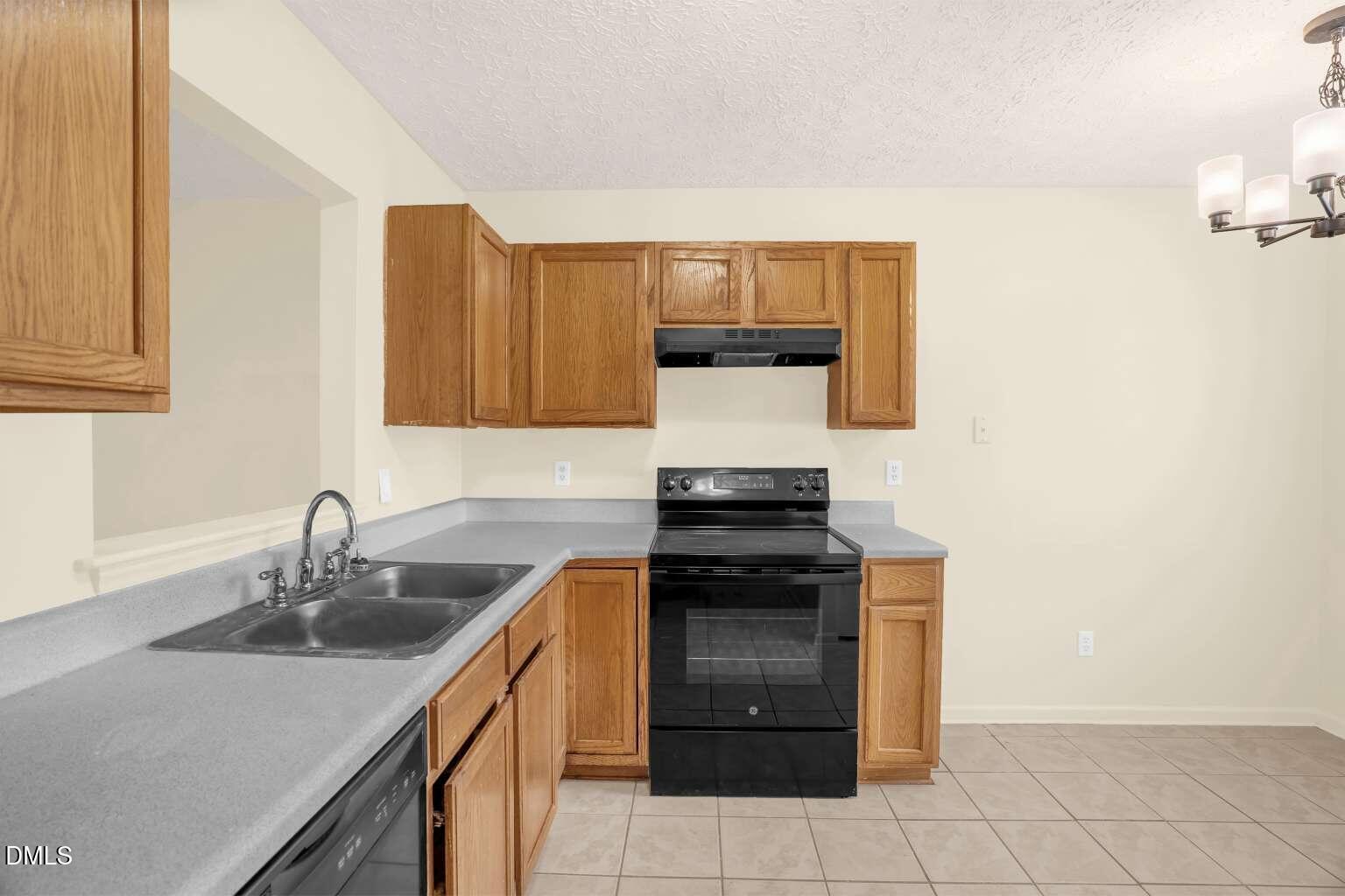 2804 Enka Drive Raleigh, NC 27610 - Photo 10 of 25 Smith.10