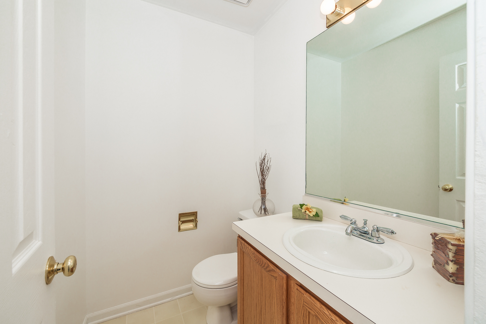 1244 Coldspring Road Elgin, IL 60120 - Photo 14 of 21