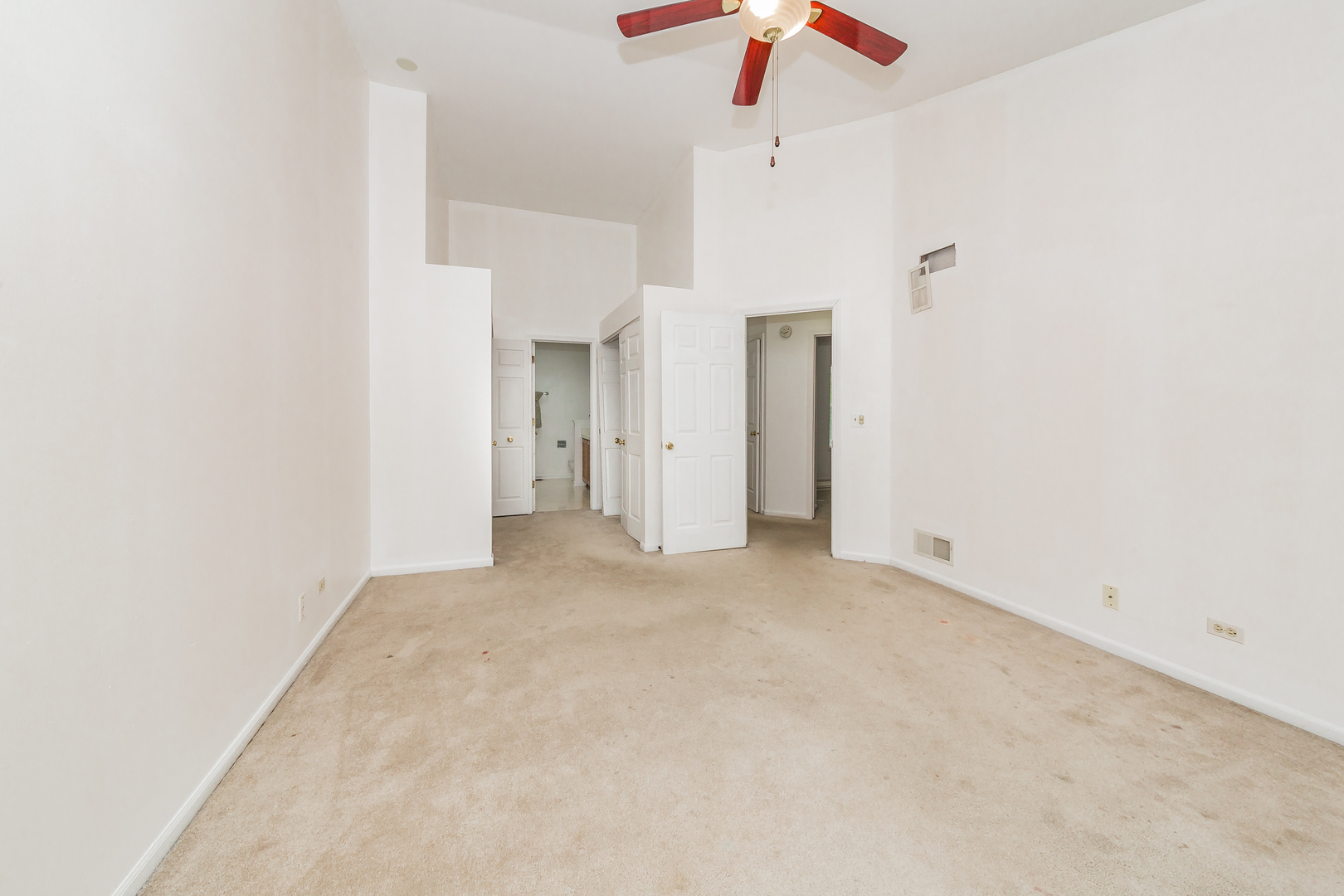1244 Coldspring Road Elgin, IL 60120 - Photo 16 of 21