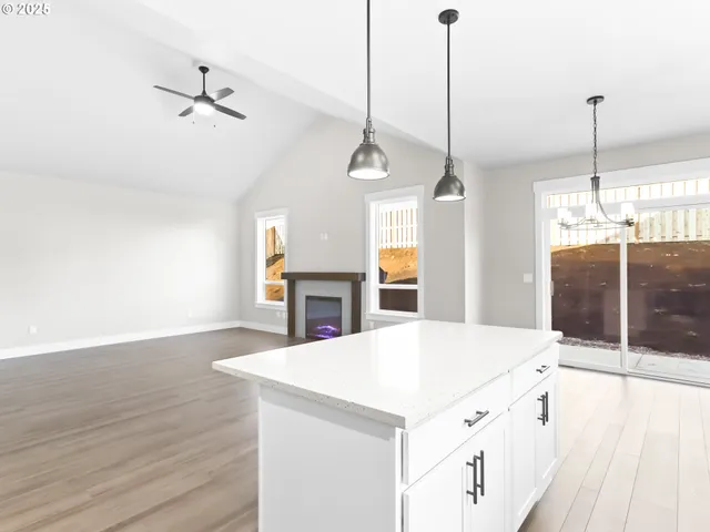 $619,900 | 2239 East Otter Loop, Unit 59, La Center, WA 98629