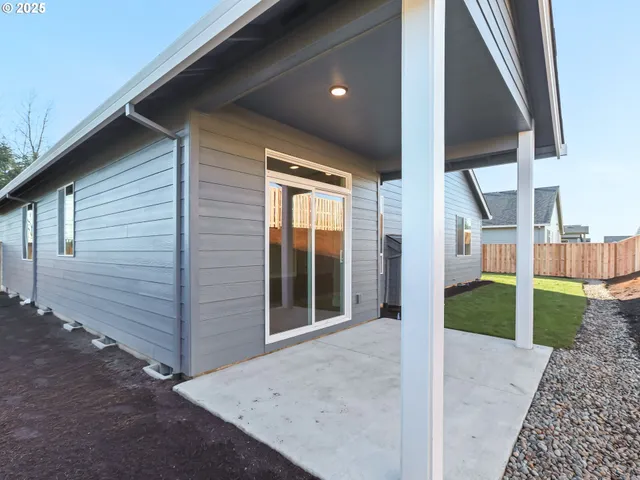 $619,900 | 2239 East Otter Loop, Unit 59, La Center, WA 98629