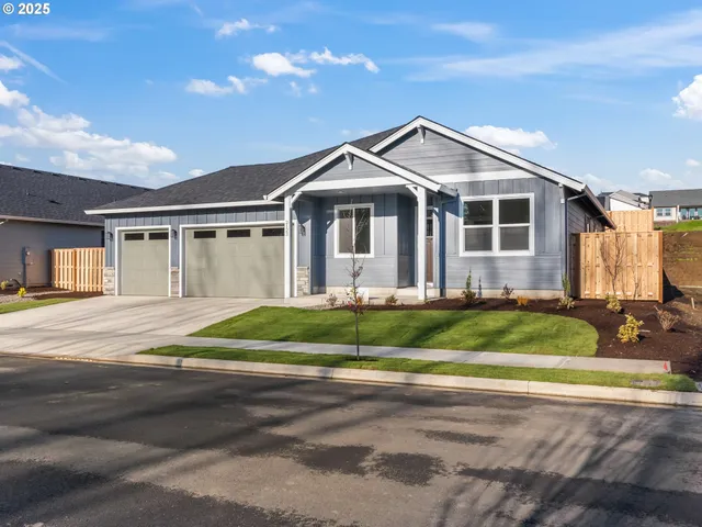 $619,900 | 2239 East Otter Loop, Unit 59, La Center, WA 98629