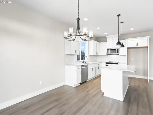 $619,900 | 2239 East Otter Loop, Unit 59, La Center, WA 98629