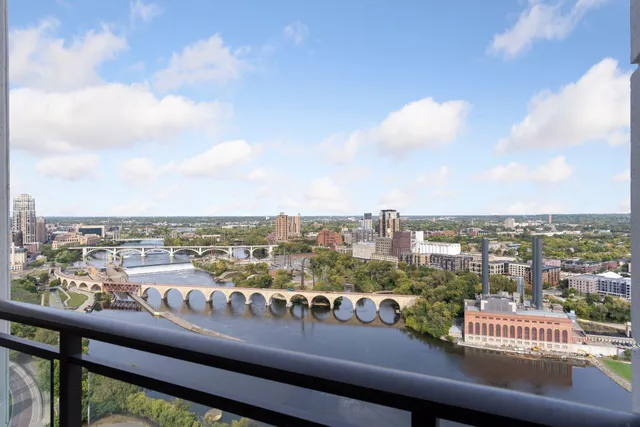 $1,695,000 | 1111 West River Parkway, Unit 26C, Minneapolis, MN 55415