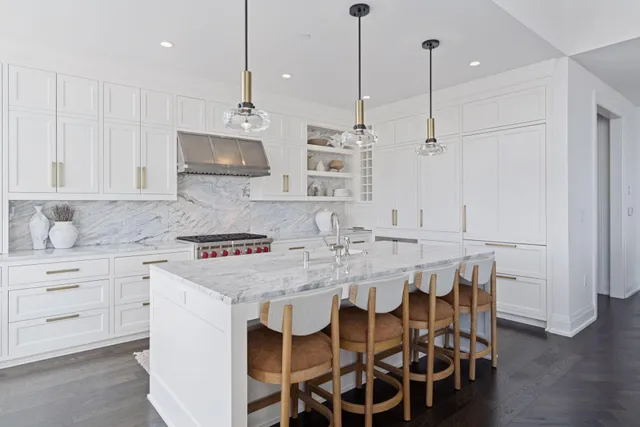 $1,695,000 | 1111 West River Parkway, Unit 26C, Minneapolis, MN 55415