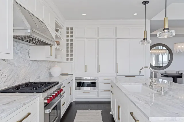 $1,695,000 | 1111 West River Parkway, Unit 26C, Minneapolis, MN 55415