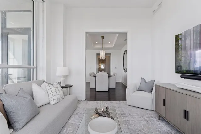 $1,695,000 | 1111 West River Parkway, Unit 26C, Minneapolis, MN 55415