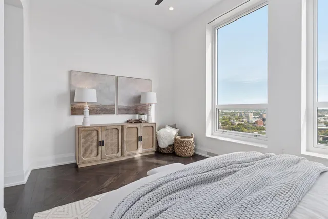 $1,695,000 | 1111 West River Parkway, Unit 26C, Minneapolis, MN 55415