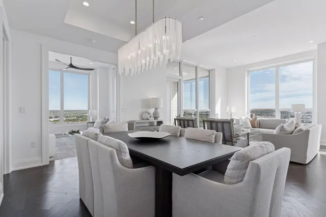 $1,695,000 | 1111 West River Parkway, Unit 26C, Minneapolis, MN 55415