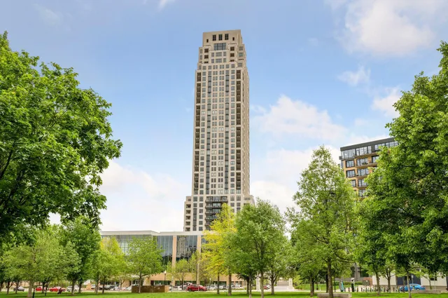 $1,695,000 | 1111 West River Parkway, Unit 26C, Minneapolis, MN 55415