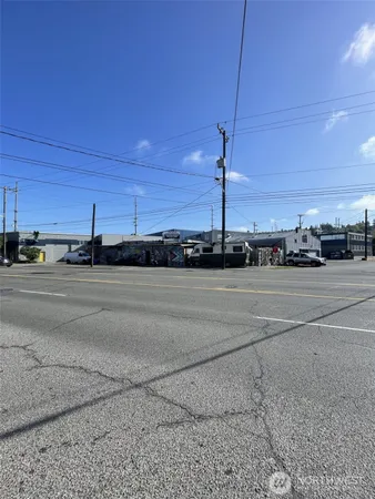 $1,100,000 | 4500 Leary Way Northwest, Seattle, WA 98107