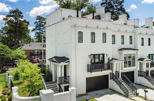 $8,500 | 3667 Peachtree Road Northeast, Unit 1, Atlanta, GA 30319