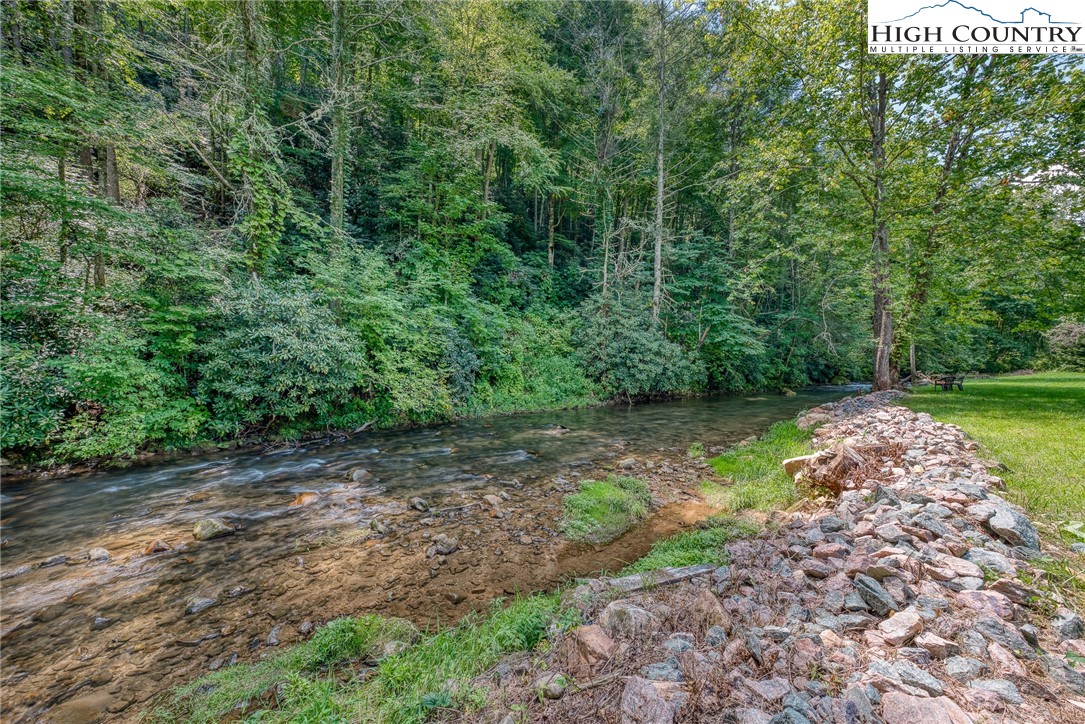 1270 Doe Creek Road Butler, TN 37640 - Photo 17 of 45 Gallery Image 17