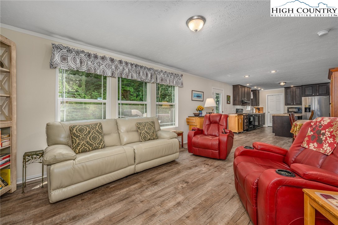 1270 Doe Creek Road Butler, TN 37640 - Photo 24 of 45 Gallery Image 24