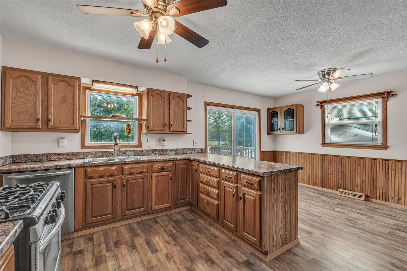 4922 36th Street Moline, IL 61265 - Photo 15 of 35 Gallery Image 15
