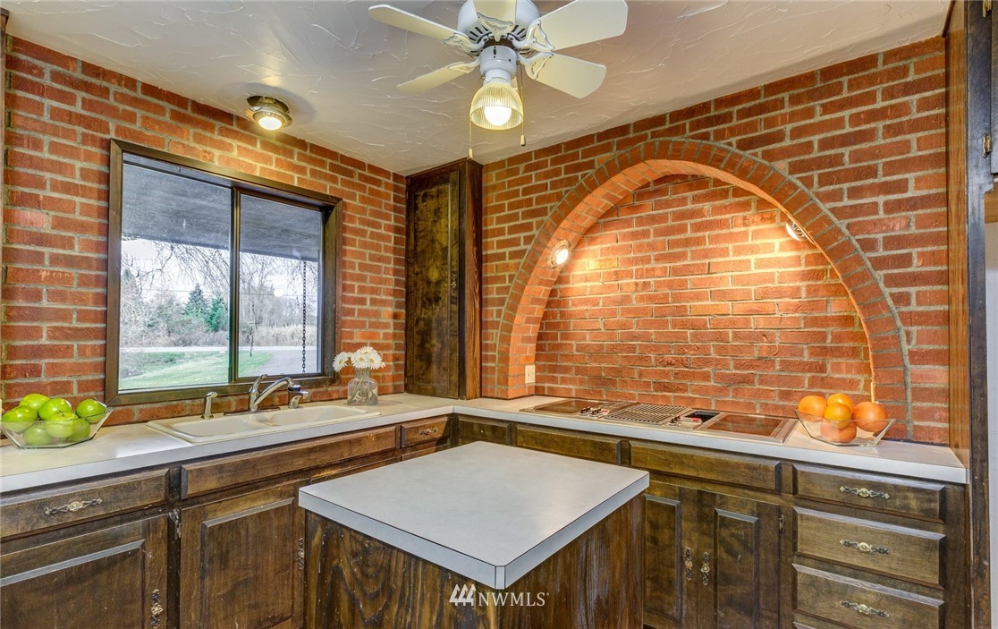 2881 Douglas Road Ferndale, WA 98248 - Photo 14 of 24